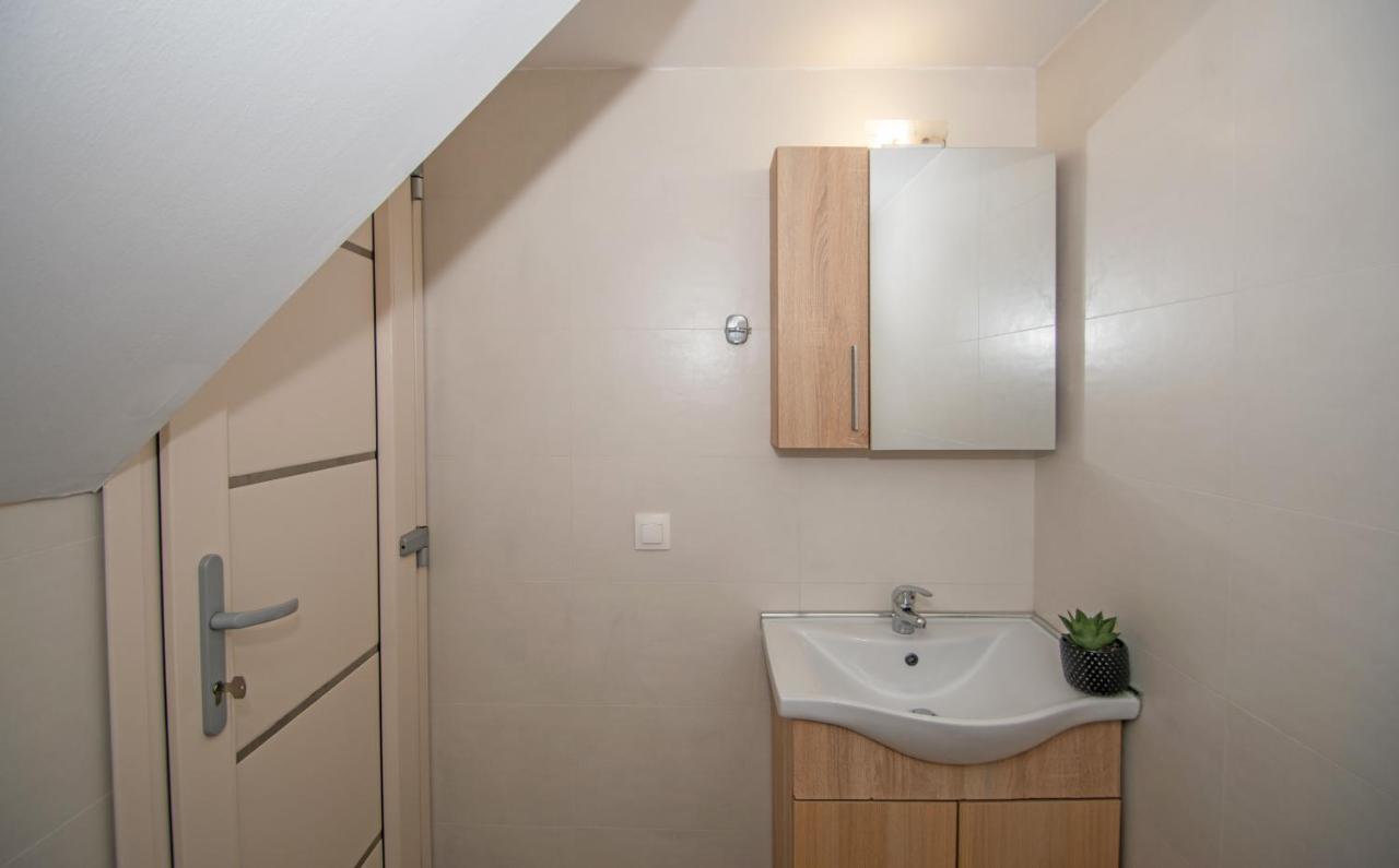 אליקאנאס Gold Olive Suites מראה חיצוני תמונה