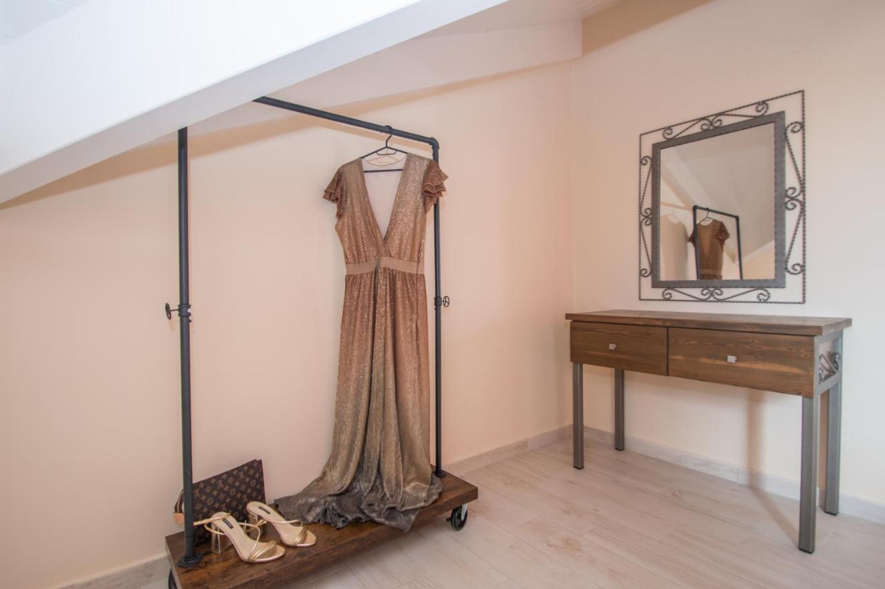 אליקאנאס Gold Olive Suites מראה חיצוני תמונה