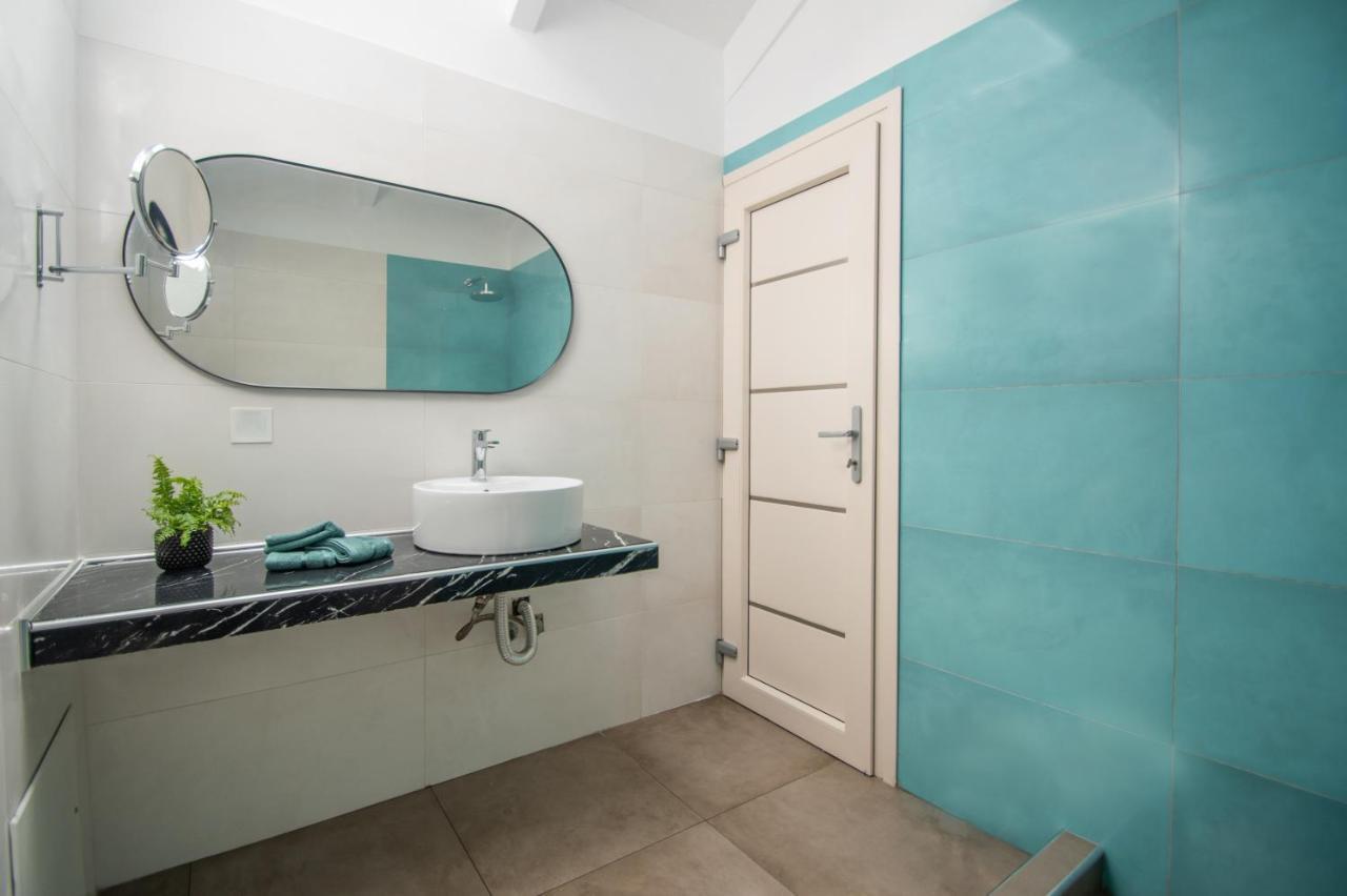 אליקאנאס Gold Olive Suites מראה חיצוני תמונה